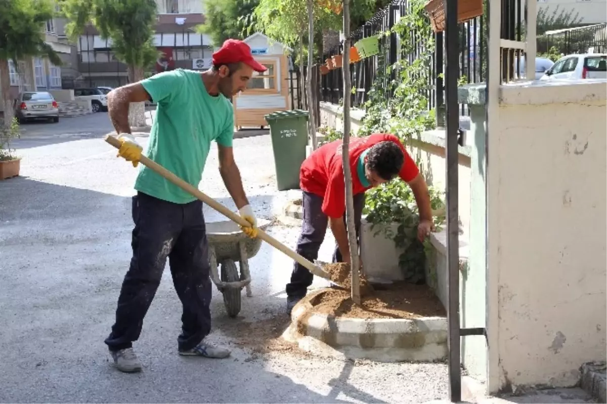 Karşıyaka\'da Okullara Yeni Dönem Makyajı