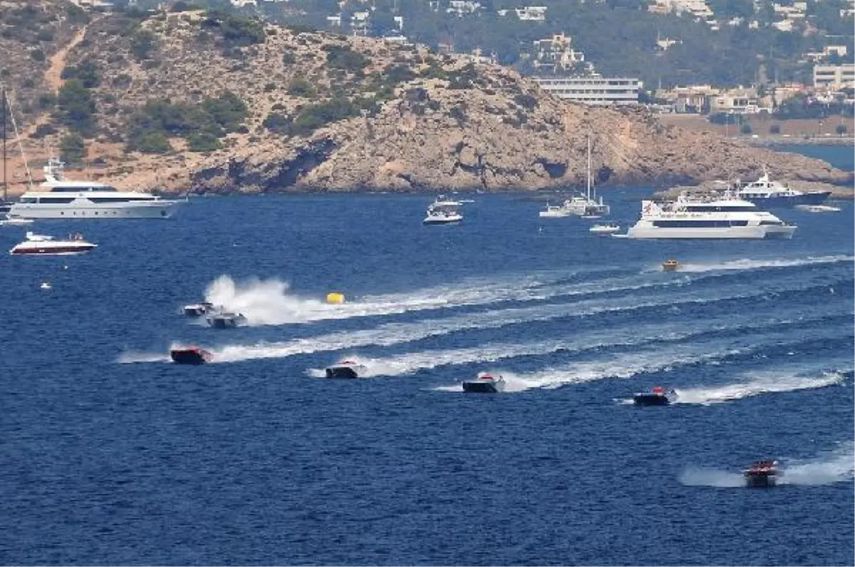 Tarık Öktem, Class 1 Dünya Powerboat Şampiyonası\'nın İlk Ayağını 4. Bitirdi