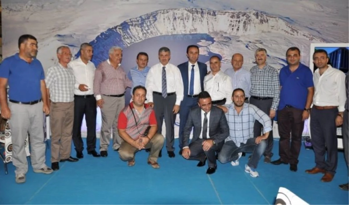 Tatvan, Uluslararası İzmir Fuarı\'nda Her Yönüyle Tanıtıldı