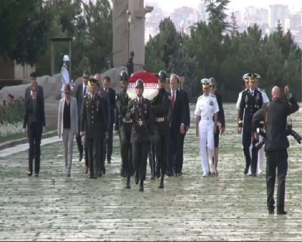 ABD Savunma Bakanı, Anıtkabir\'i Ziyaret Etti