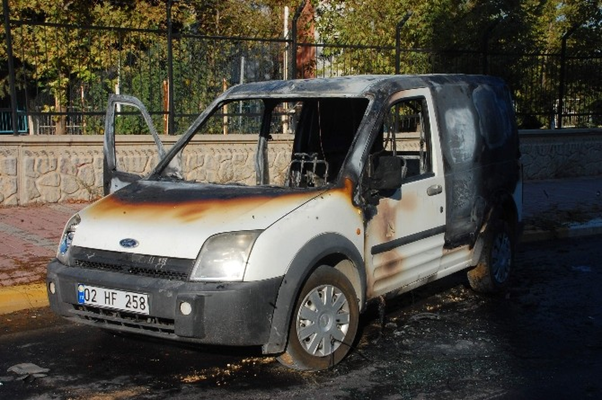 Altı Defa Yandı Söndürüldü, Yedincide Kül Oldu