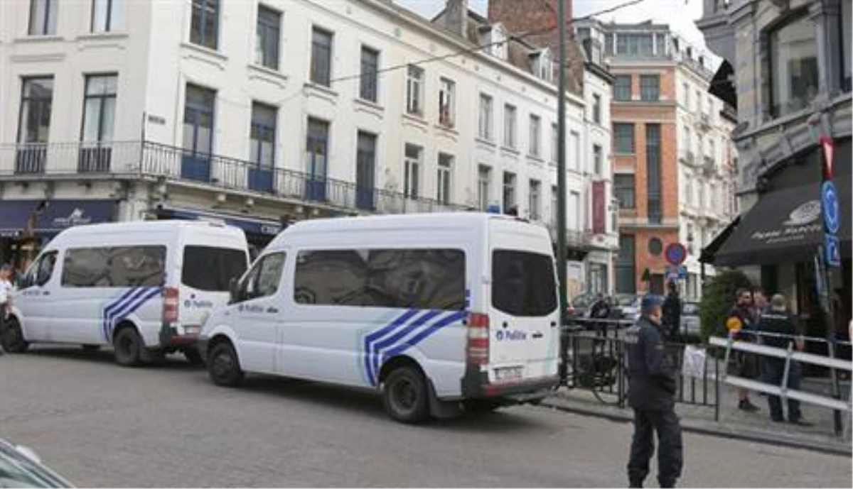 Belçika\'daki Yahudi Müzesine Saldırı