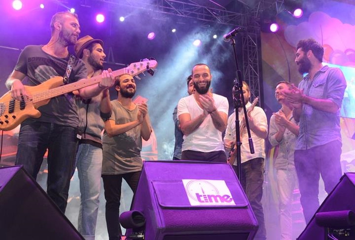 Berkay, Yeni Parçasını İlk Beylikdüzü Halkına Dinletti