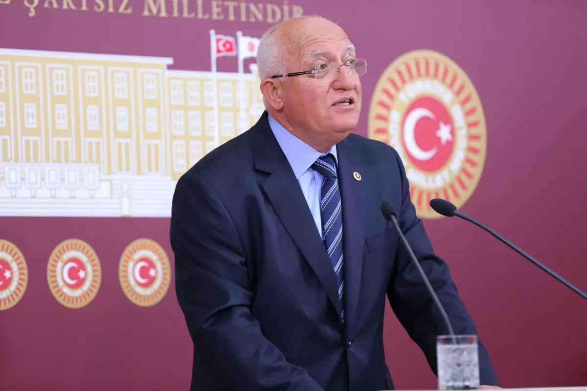 CHP\'nin 18. Olağanüstü Kurultayı