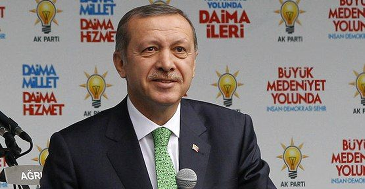 Financial Times: "Erdoğan Türkiye\'yi Geçmişinden Uzaklaştırıyor"