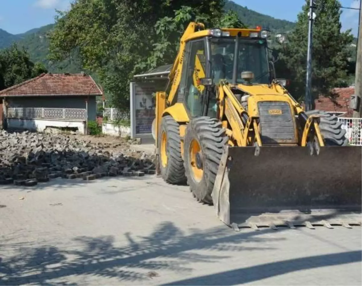 İnebolu\'da Altyapı Çalışmaları Devam Ediyor