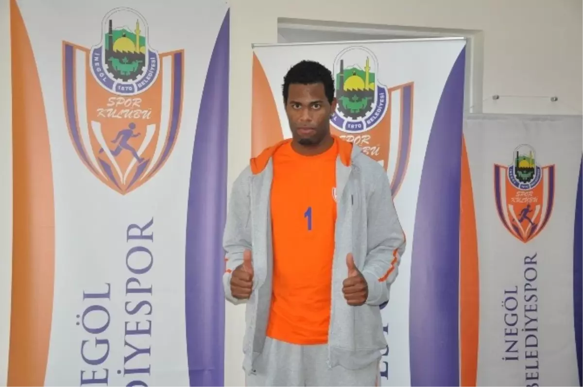 Katarlı İsmael Fernandes Luka İnegöl Belediyespor\'da