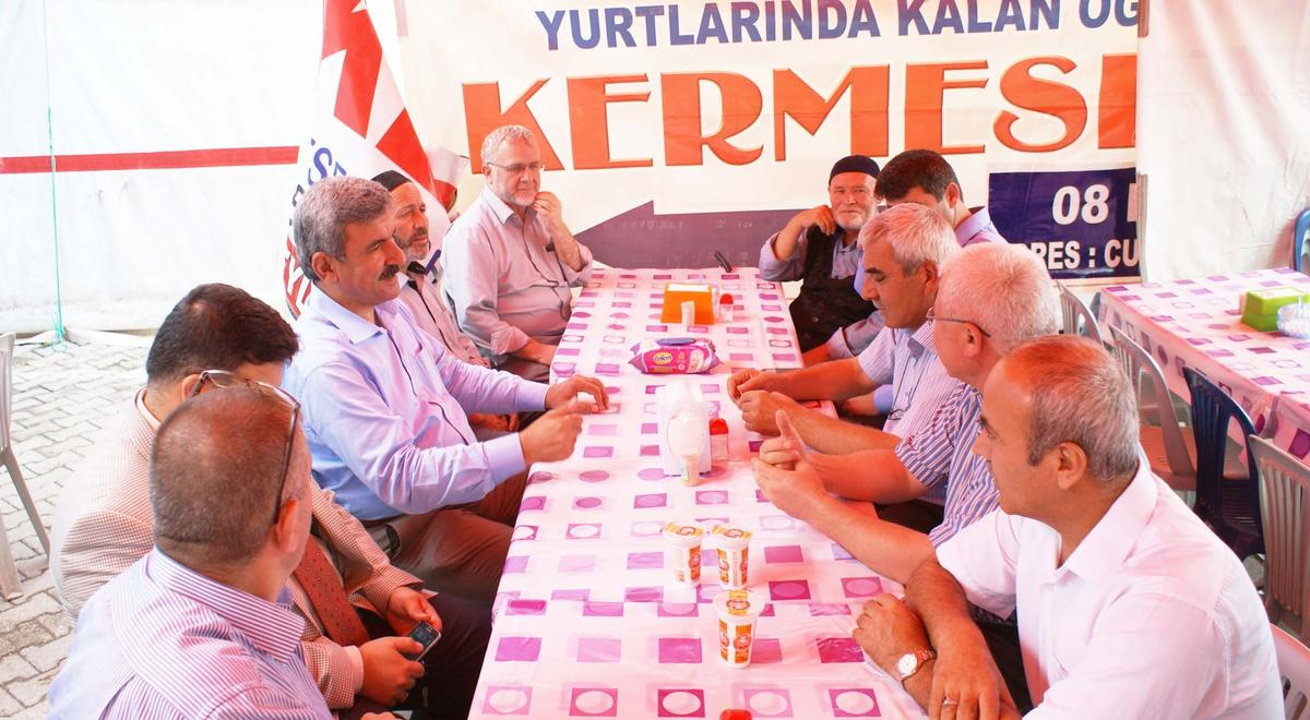 Öğrenciler Yararına Kermes Düzenlendi