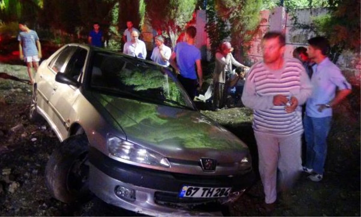 Zonguldak Ereğli\'de Otomobil Takla Attı