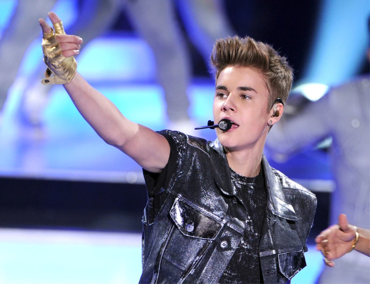 Şarkıcı Justin Bieber, Bu Kez Cezadan Kurtuldu