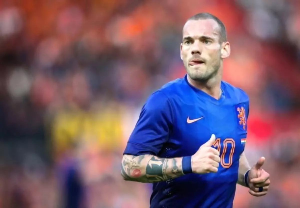 Sneijder Rekora Koşuyor