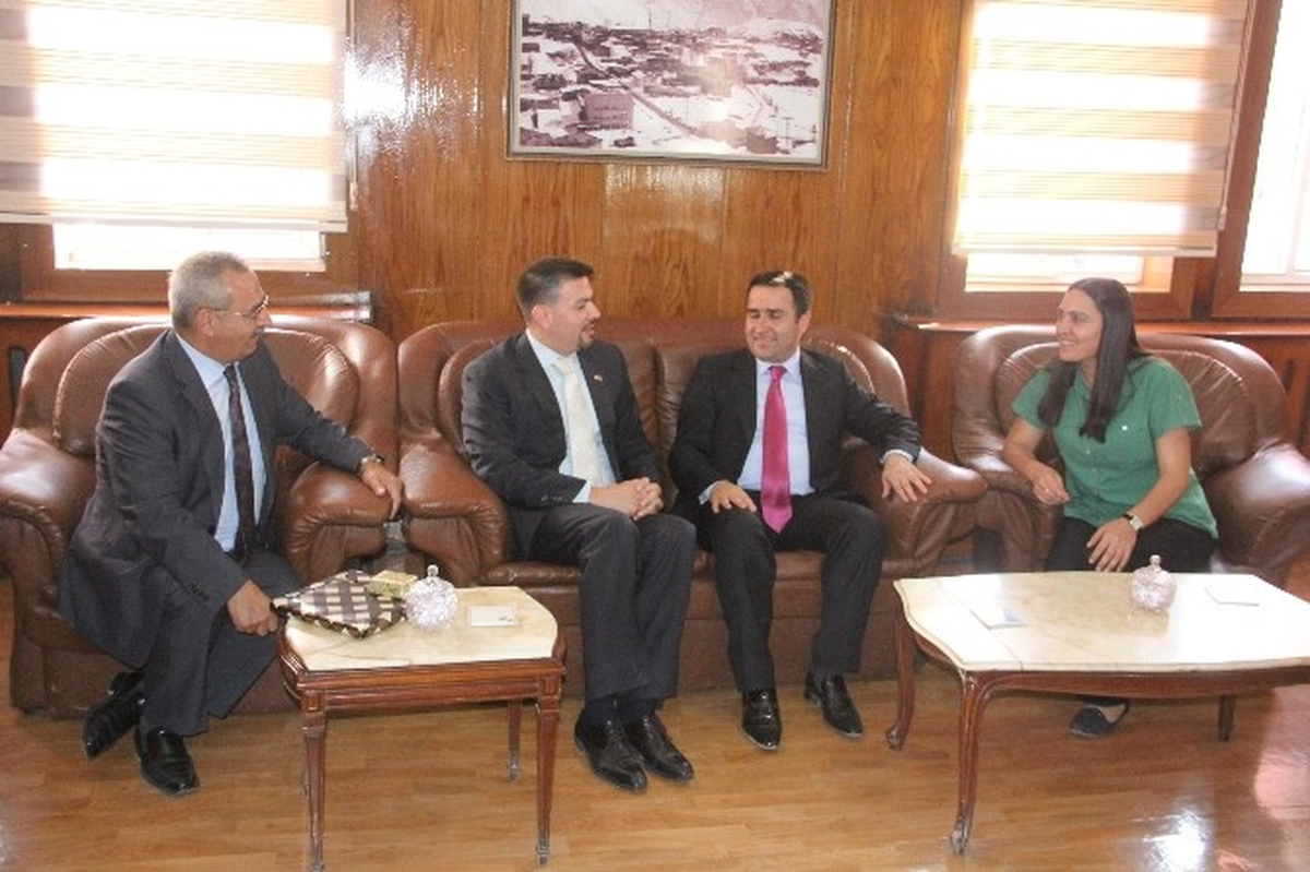 ABD Adana Konsolosu Hakkari\'de