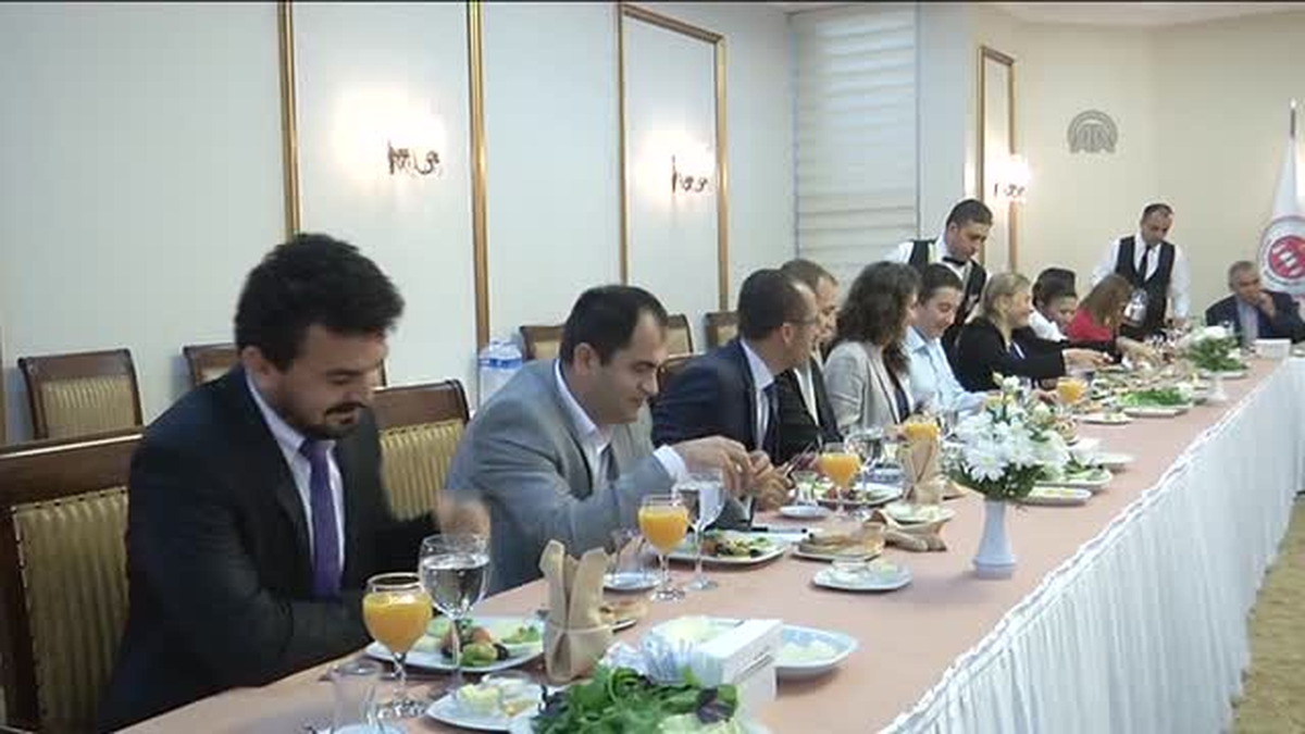 Hakim ve Savcılara Bin 155 TL Zam