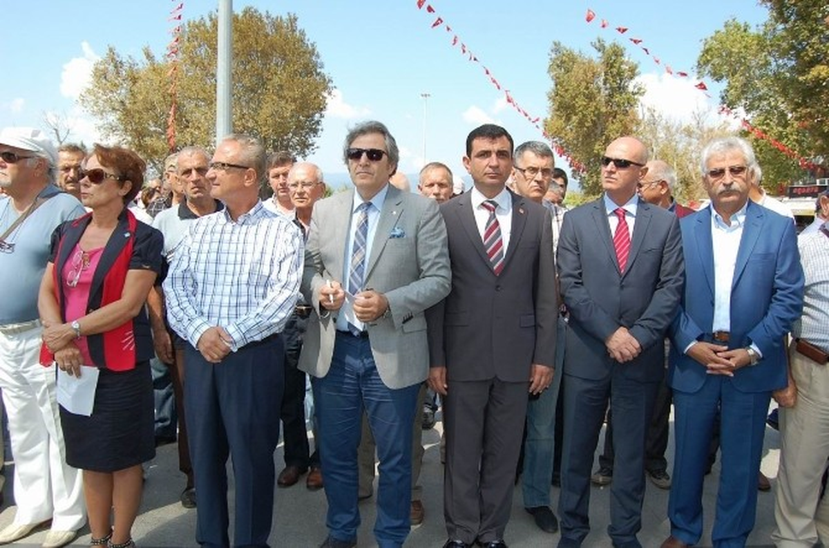 Bandırma\'da CHP\'nin Kuruluş Yıl Dönümü Kutlandı