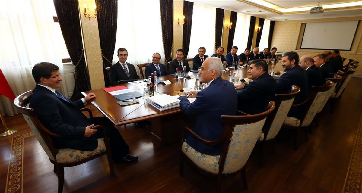 Başbakan Davutoğlu, Müsiad Heyetini Kabul Etti