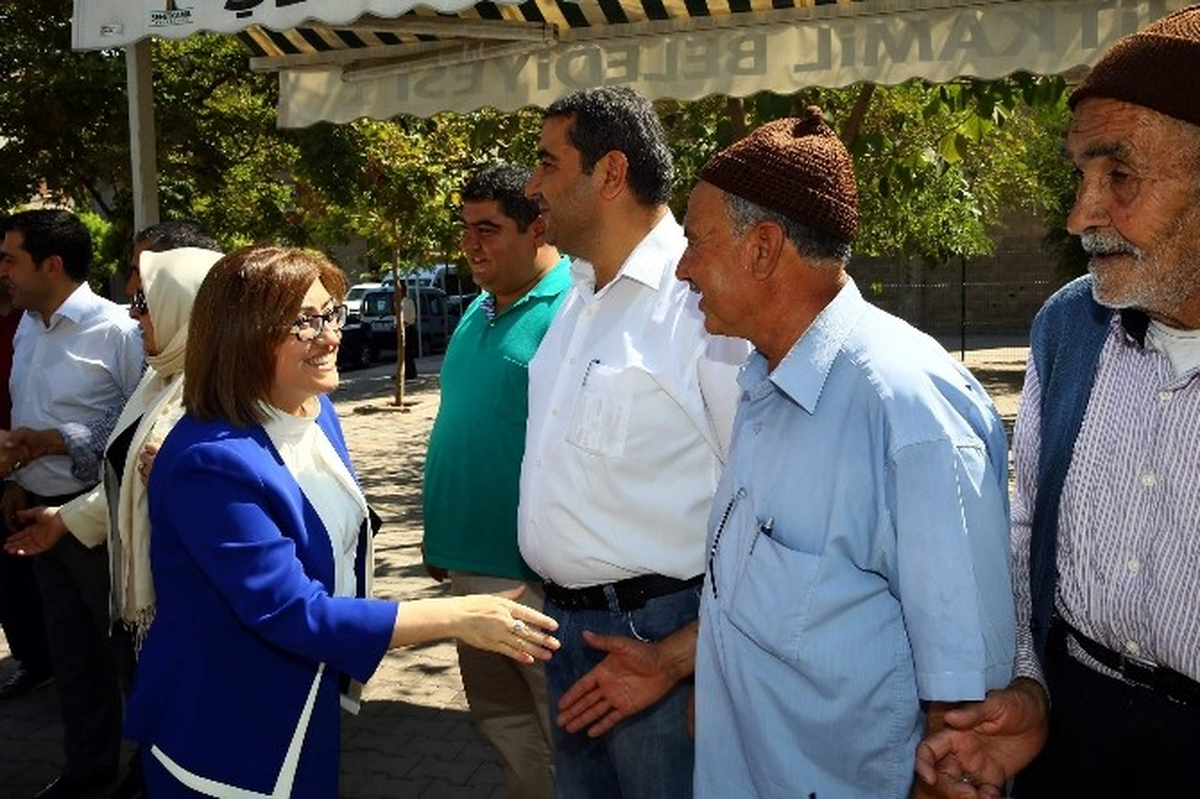 Başkan Şahin, Muhtarlarla Bölge Toplantılarını Sürdürüyor