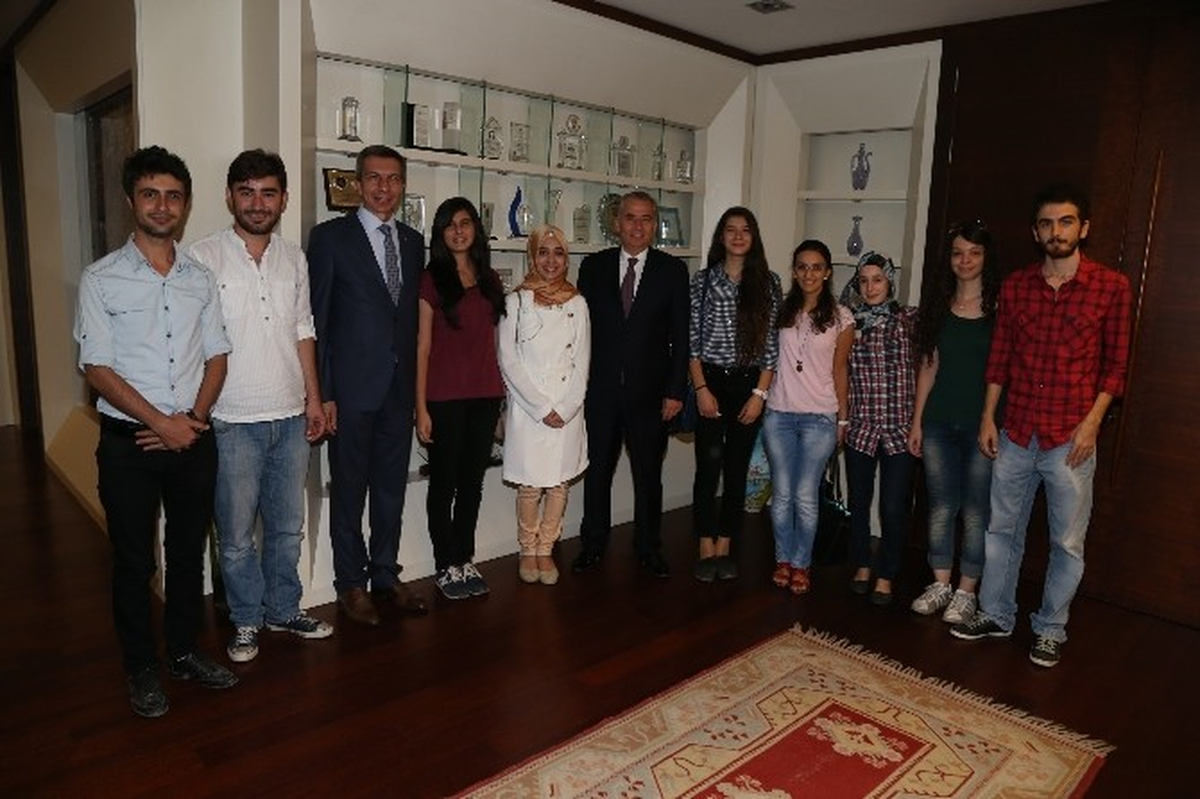 Eğitim İçin El Ele Verdiler