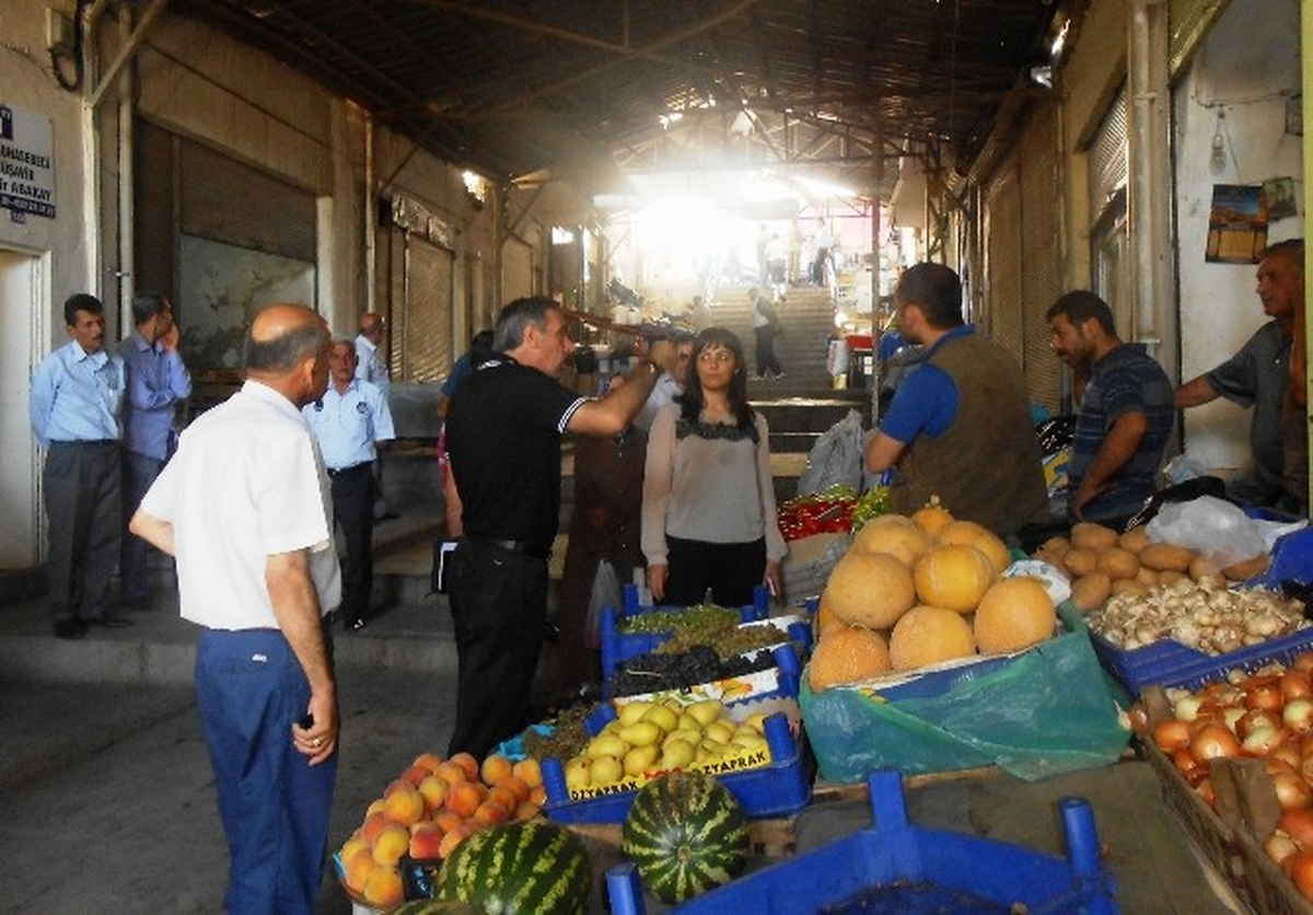 Eşbaşkan Bozan\'dan Esnaf Ziyareti
