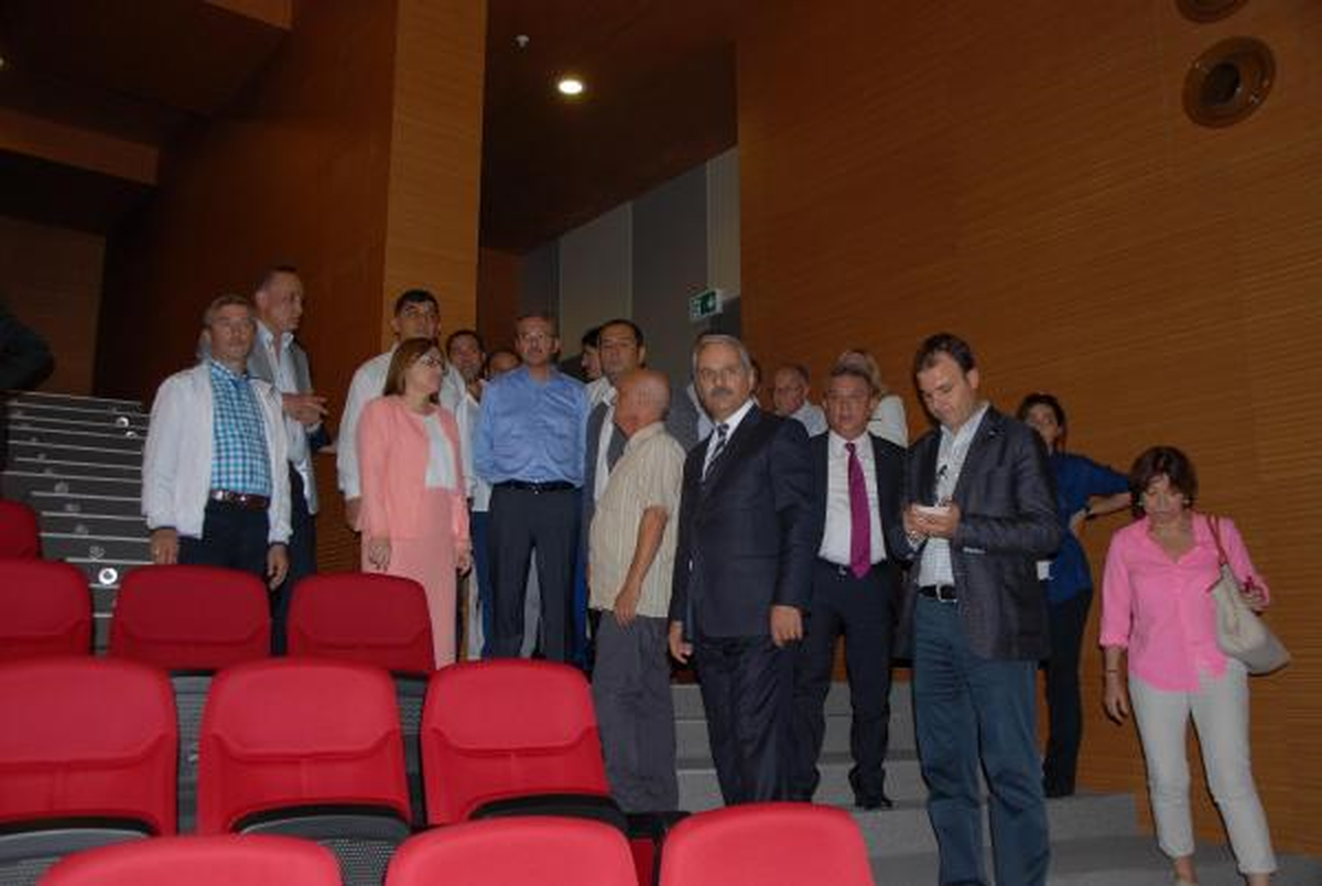 Gaziantep Belediye Başkanı Fatma Şahin, KOMER\'e Hayran Kaldı