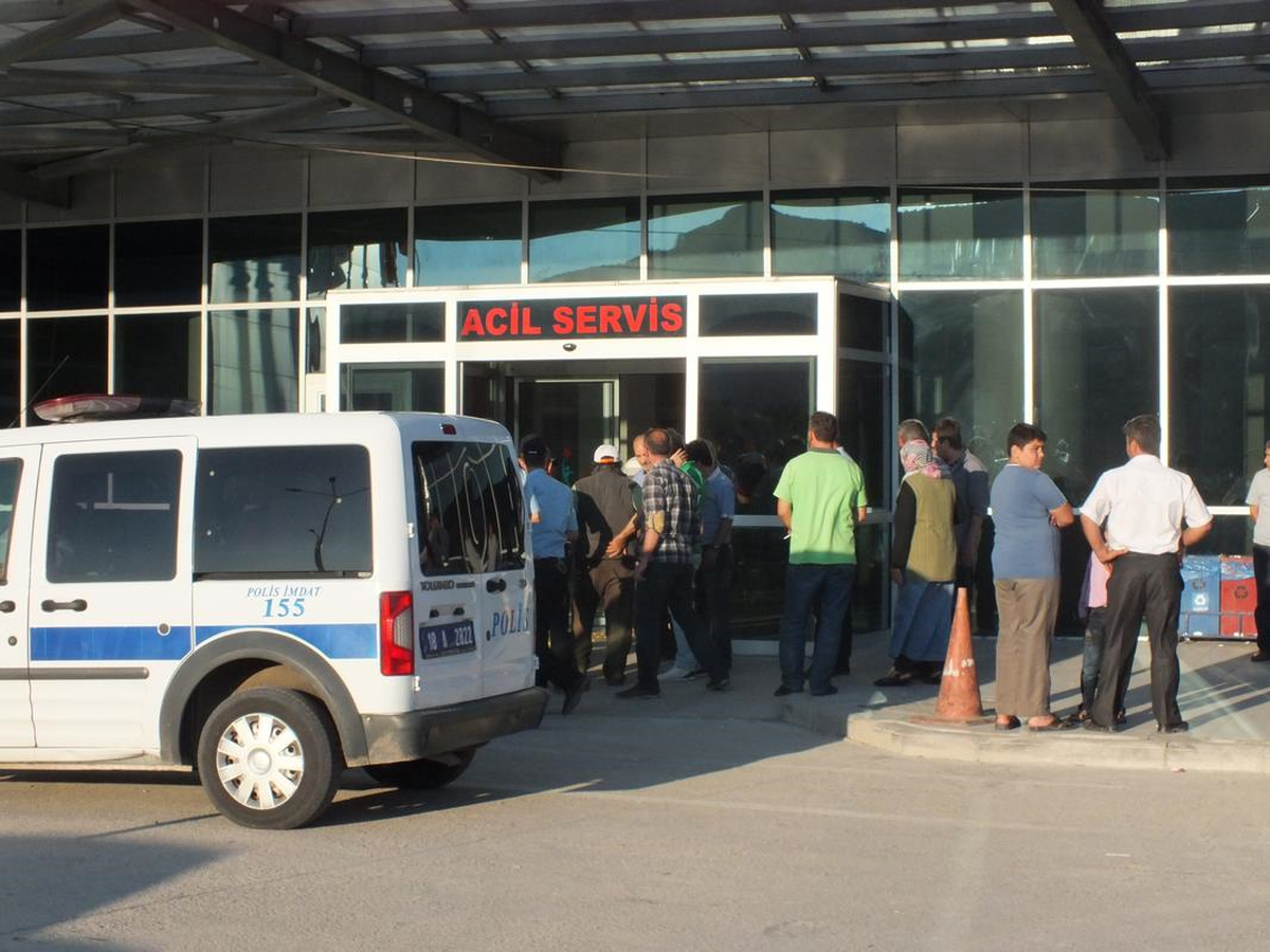 Fabrikanın Deposuna Düşen İşçi Hayatını Kaybetti