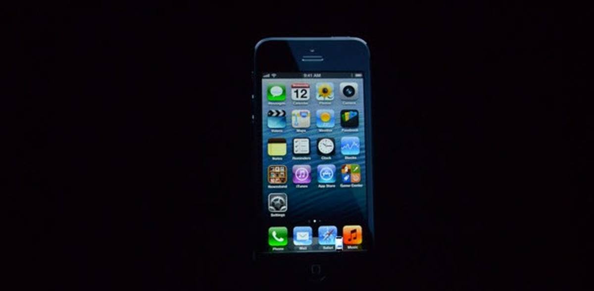 İlk İphone Böyle Tanıtıldı!