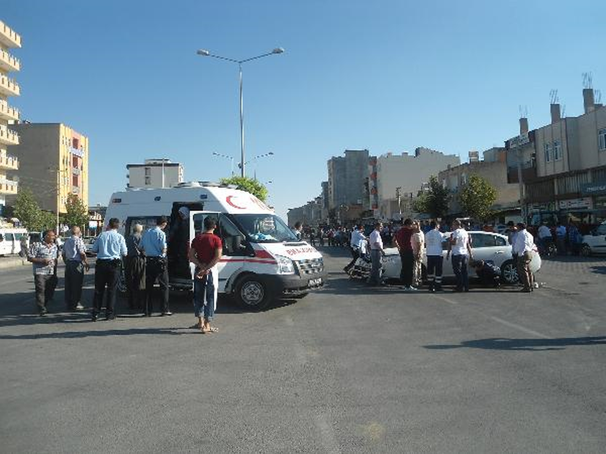 Kahta\'da Kaza: 1 Yaralı