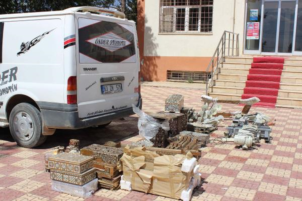 Kilis\'te Kaçakçılık Operasyonu: 2 Gözaltı