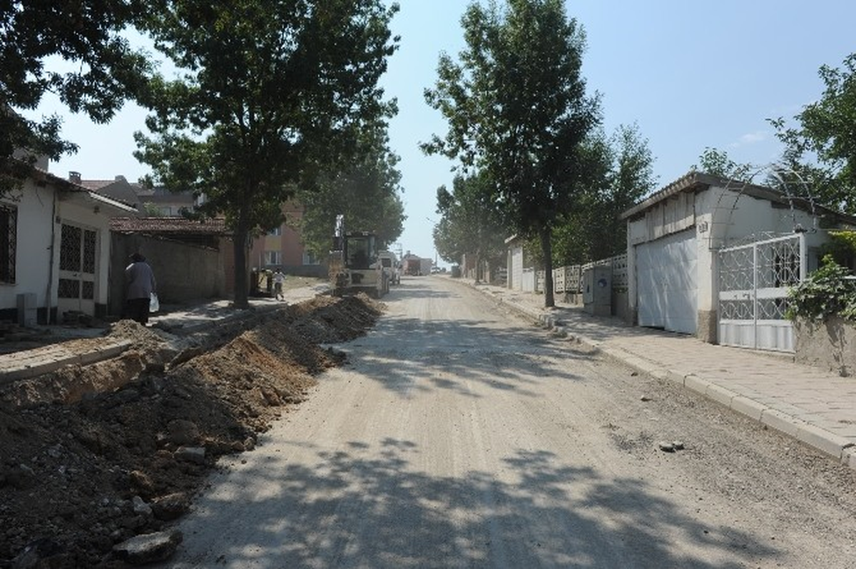 Bozüyük\'teki Kovalca Caddesi Yenileniyor