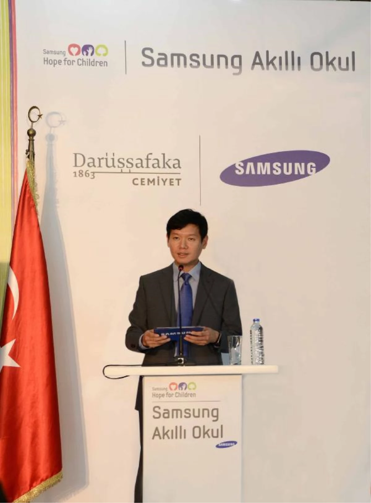 Samsung Darüşşafaka\'da Akıllı Okul Sistemi Kurdu