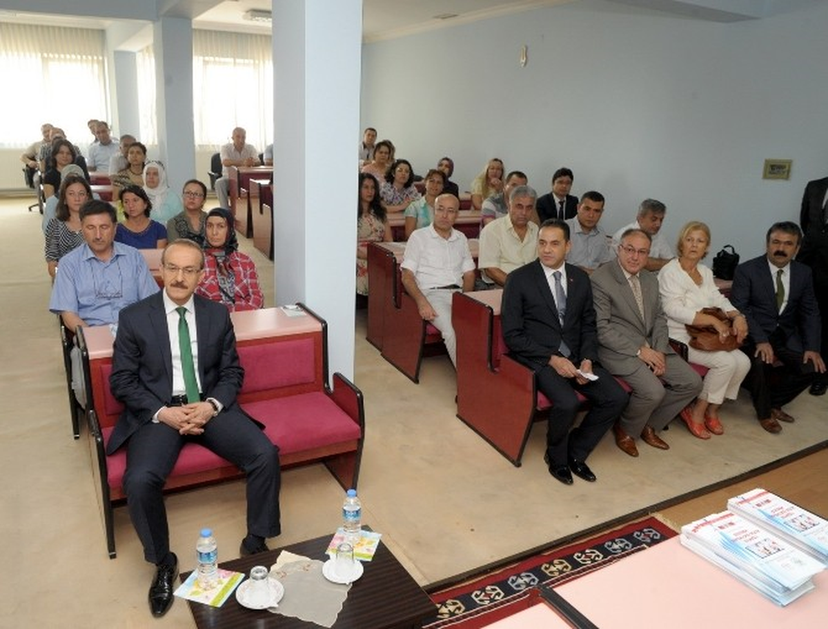 Uşak\'ın Altın Çocukları" Projesinin Açılışı Gerçekleştirildi