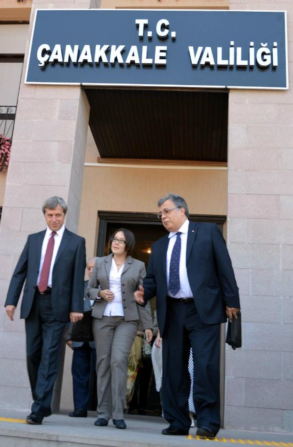 Vali Çınar, Rus Bürokratları Ağırladı