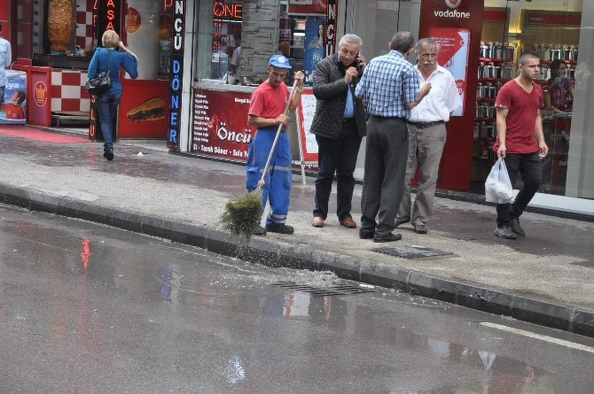 Zonguldak\'ta Şiddetli Yağış Etkili Oldu