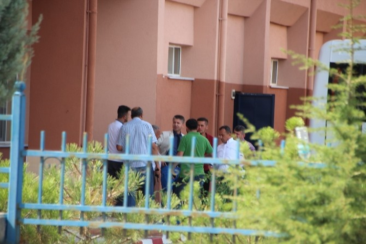 Bilecik\'te 15 Yaşındaki Kızı Dolandıran Şüpheli Suçüstü Yakalandı