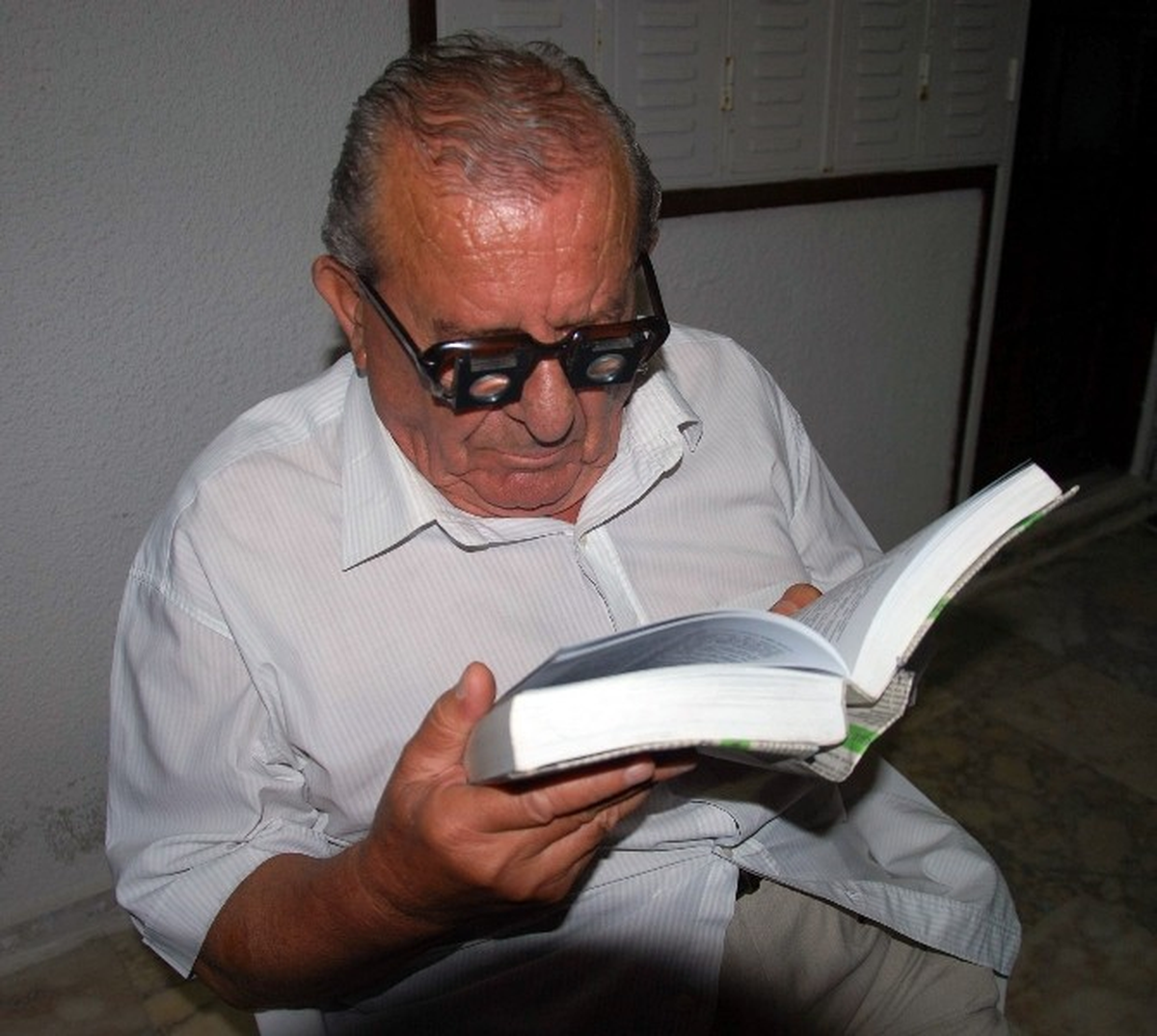 83 Yaşında Hukuk Fakültesinden Mezun Oldu