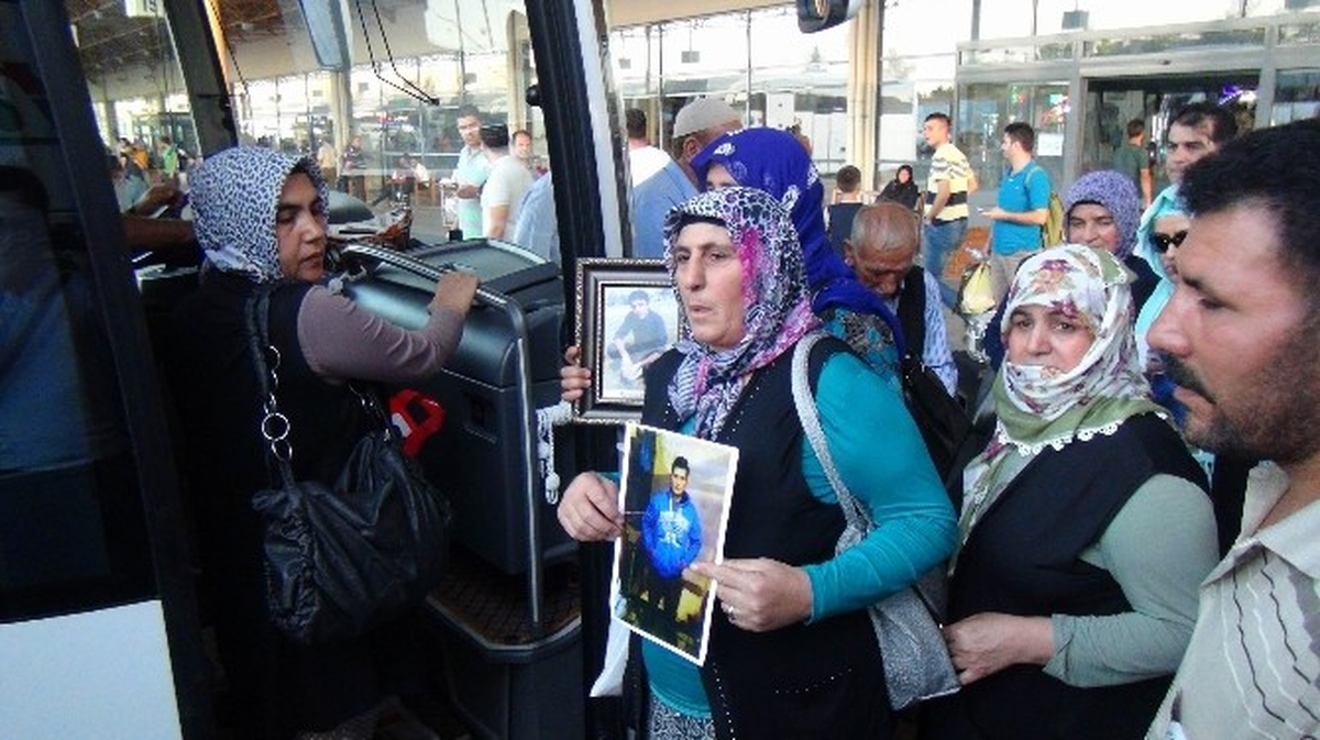 Eylem Yapan Anneler Ankara\'ya Hareket Etti