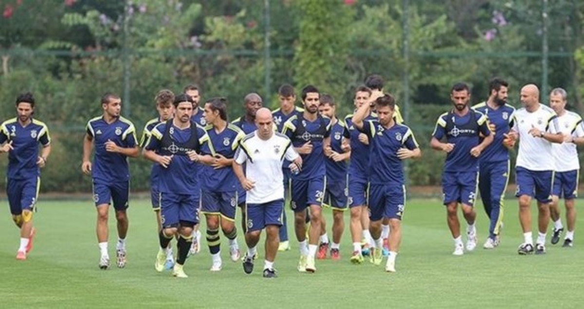 Fenerbahçe, Trabzonspor Maçına Hazırlanıyor