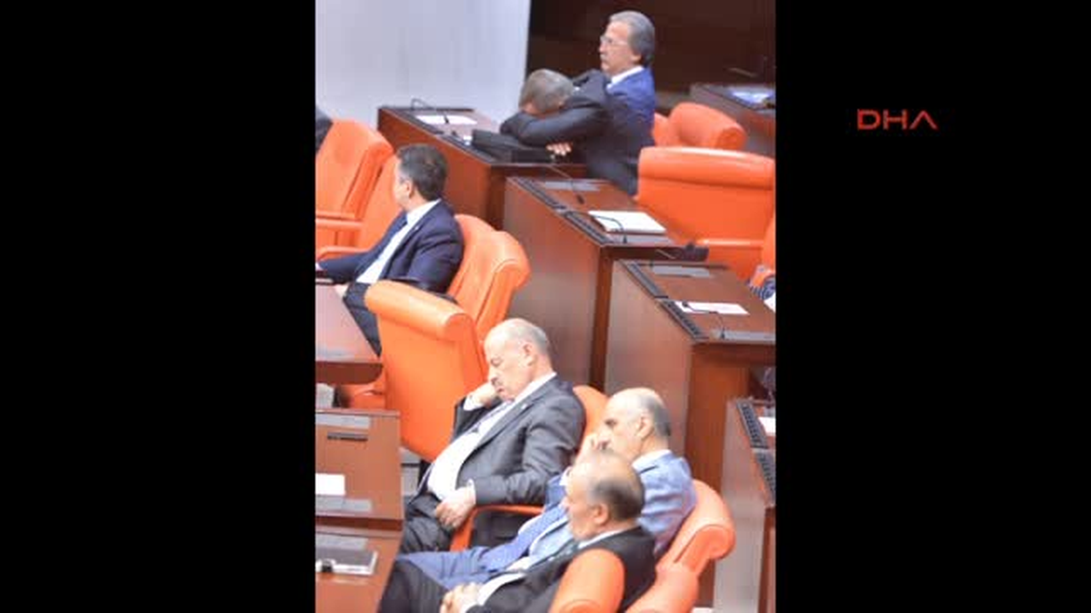 Genel Kurulda \'Torba Kanun\' Yorgunluğu