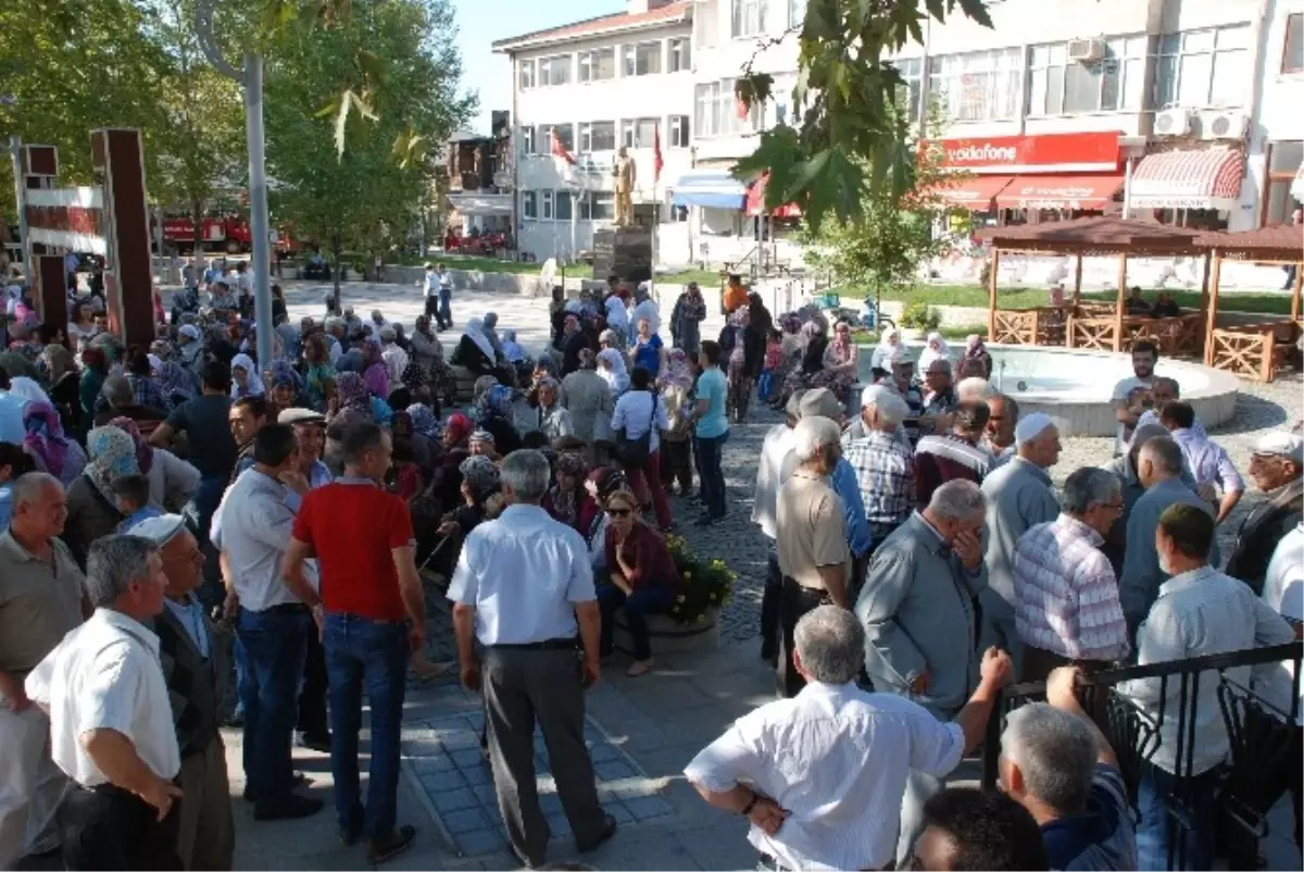 Hacı Adayları Dualarla Uğurlandı