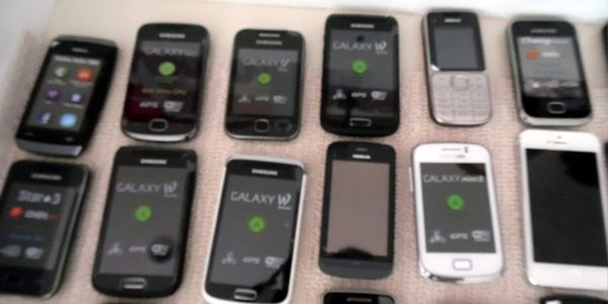 Kars\'ta Kaçak Cep Telefonu Operasyonu