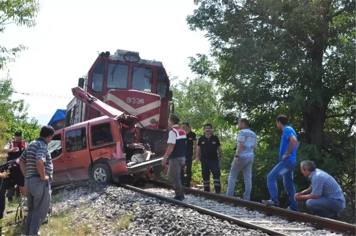 Soma'da Tren Faciası: 3 Ölü