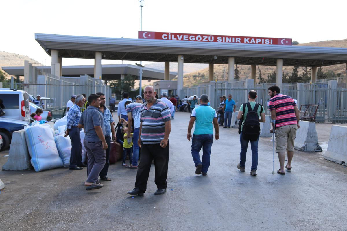 Suriye\'den Kaçışlar Sürüyor