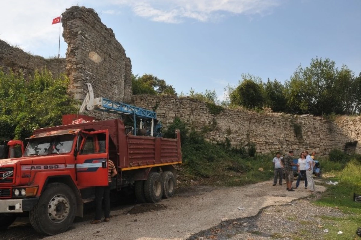 Ceneviz Kalesinde Sondaj Çalışmaları Başladı