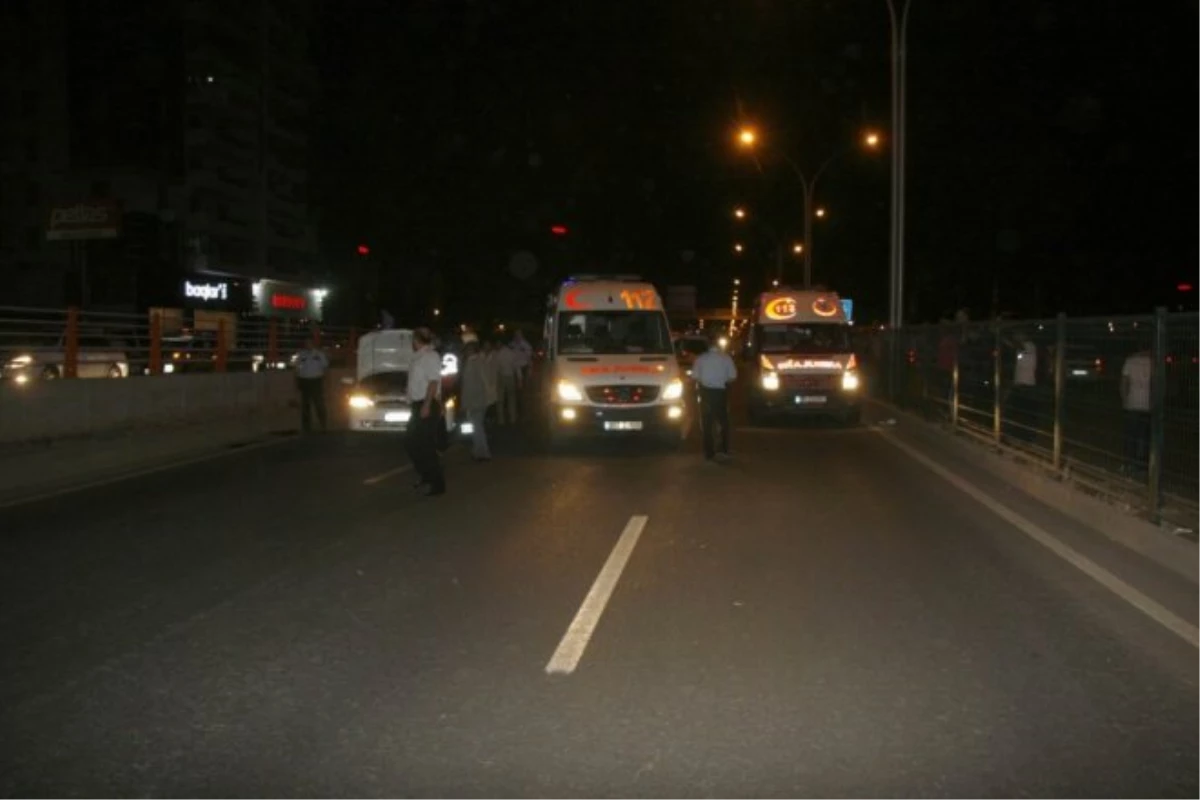 Diyarbakır\'da İki Trafik Kazası: 4 Yaralı