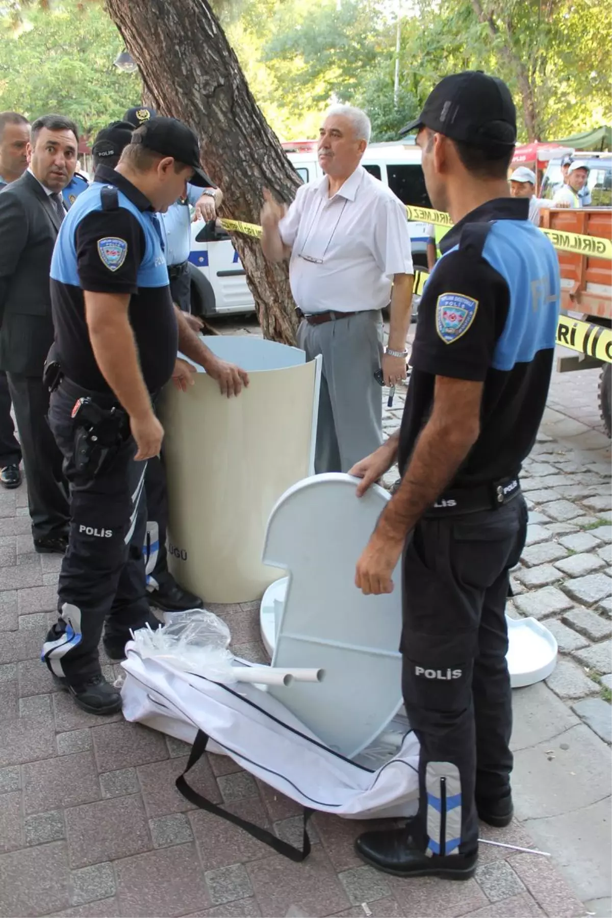 Kırklareli Belediyesinin, Vali Konağı Önüne Yapmak İstediği Kaide