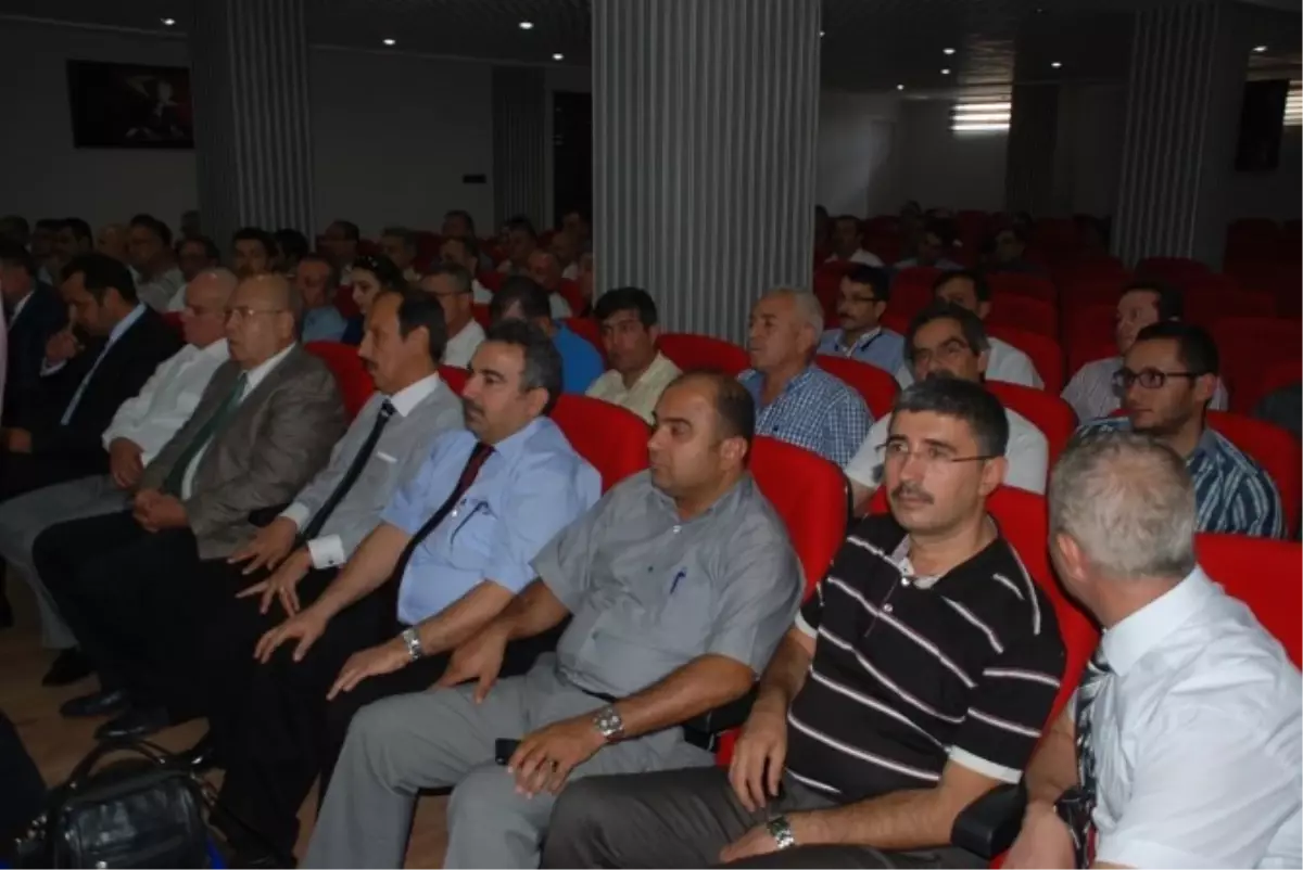 Muhasebecilere Mesleki Standartların Oluşturulması Semineri