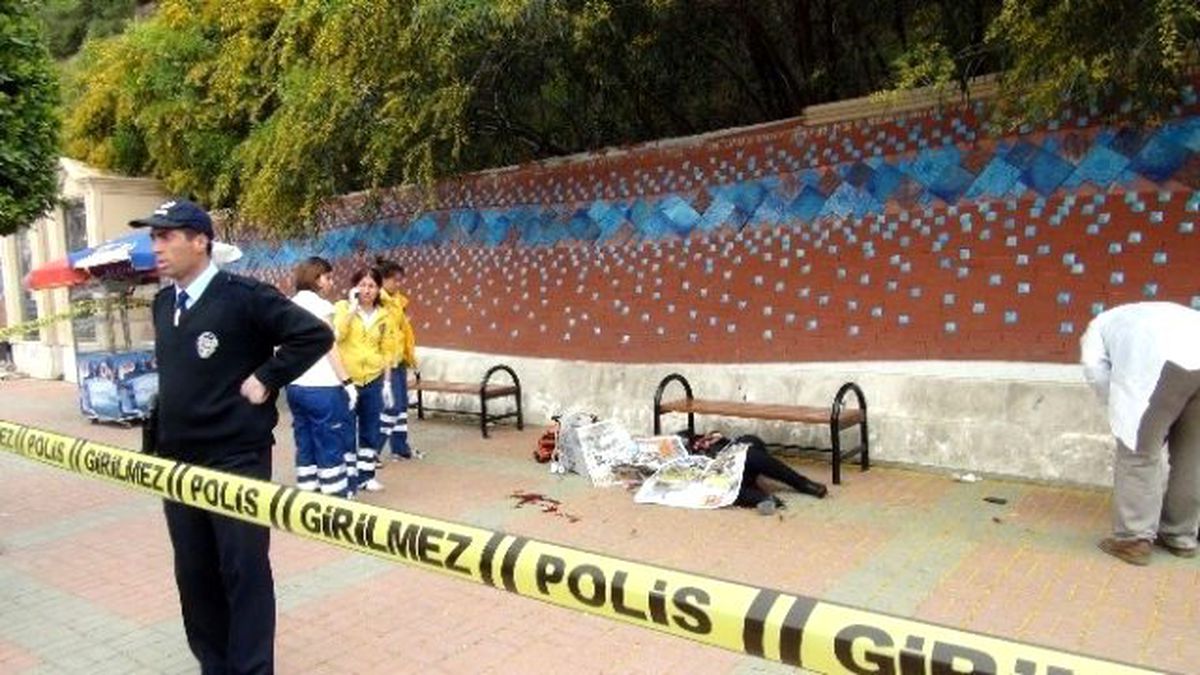 Servis Beklerken Öldürülen 2 Kadının Davası Ertelendi
