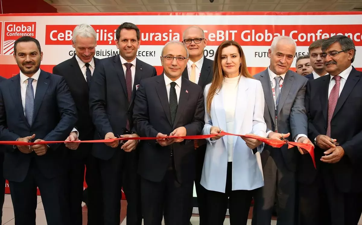 Ulaştırma Bakanı Elvan Soruları Yanıtladı