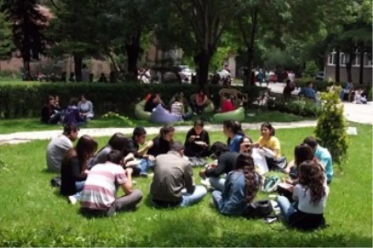 Uşak Üniversitenin Öğrenci Sayısı 21 Bini Geçti