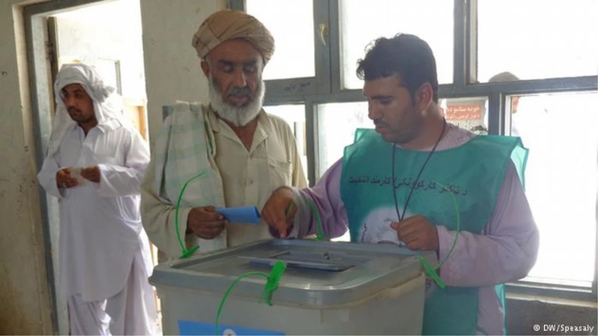 Afganistan\'daki Devlet Başkanlığı Seçimi