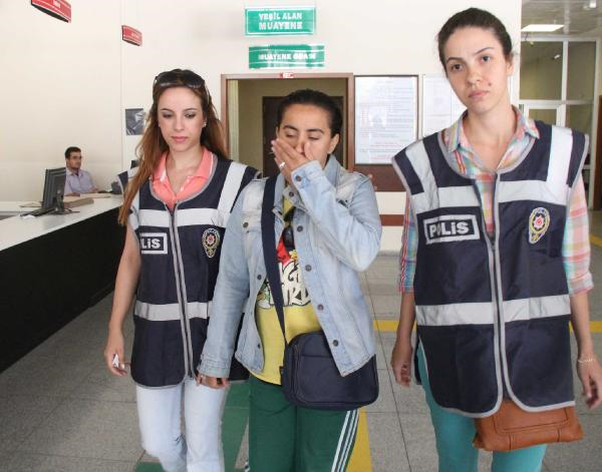 Cezaevinden İzinli Çıktı, Hırsızlıktan Gözaltına Alındı